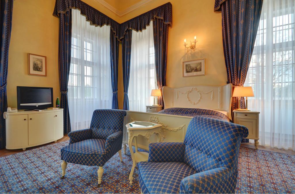 Chateau Liblice Byšice Екстериор снимка