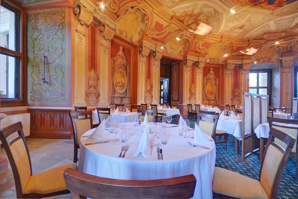 Chateau Liblice Byšice Екстериор снимка