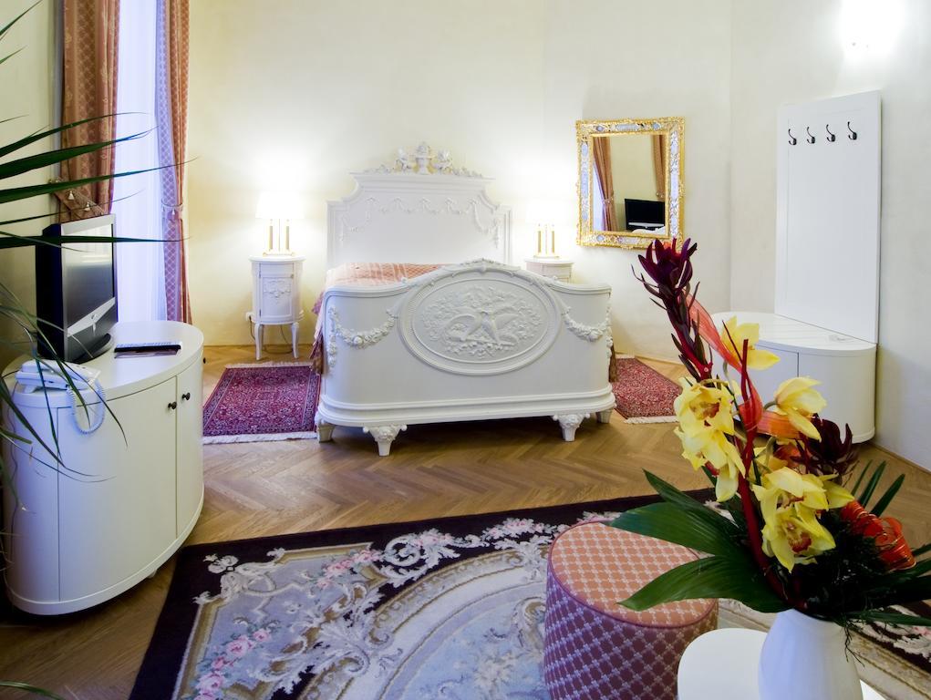 Chateau Liblice Byšice Екстериор снимка