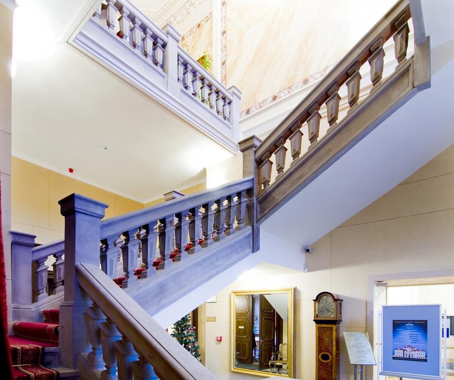 Chateau Liblice Byšice Екстериор снимка