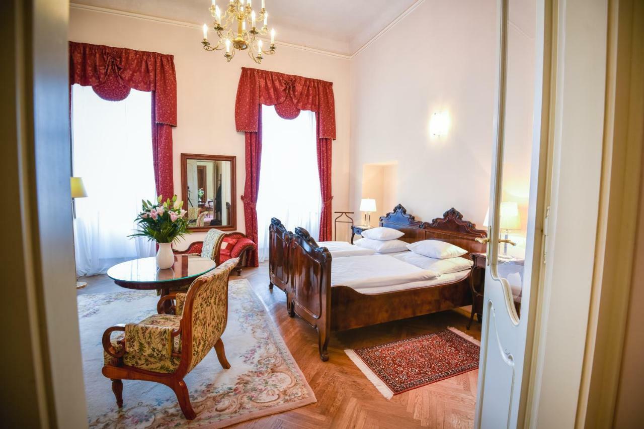 Chateau Liblice Byšice Екстериор снимка